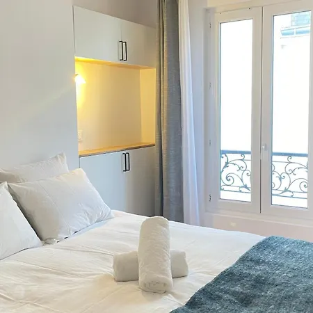 Daire Justine Suite, Place De La Republique *