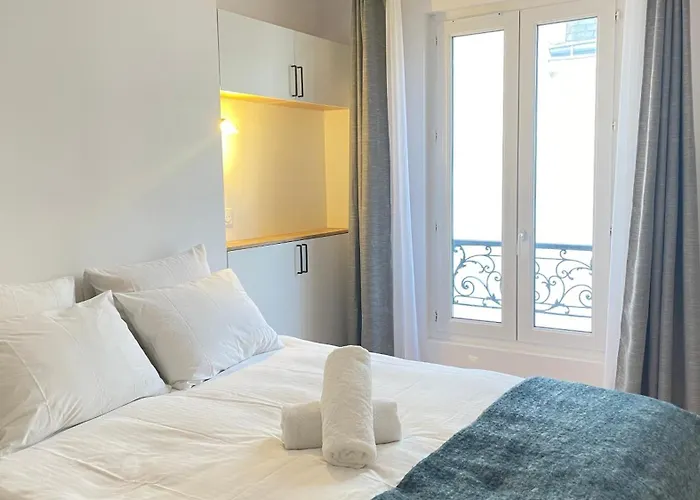 Apartament Justine Suite, Place De La Republique *